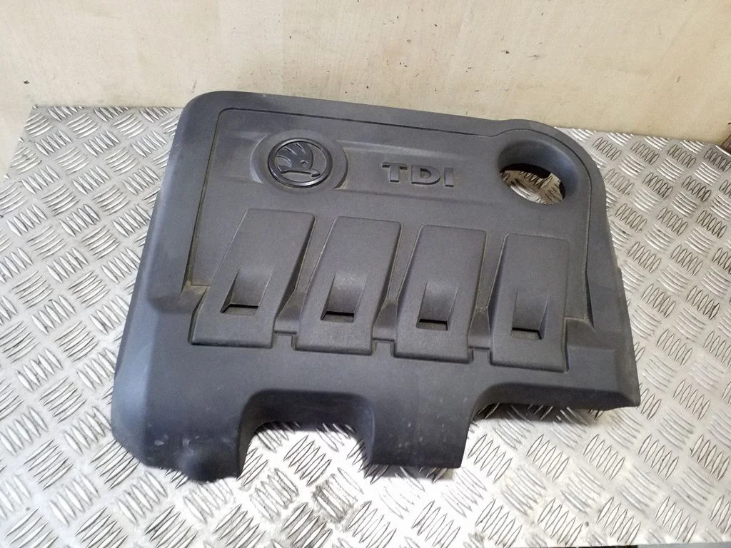 Engine cover (trim) 03L103925B