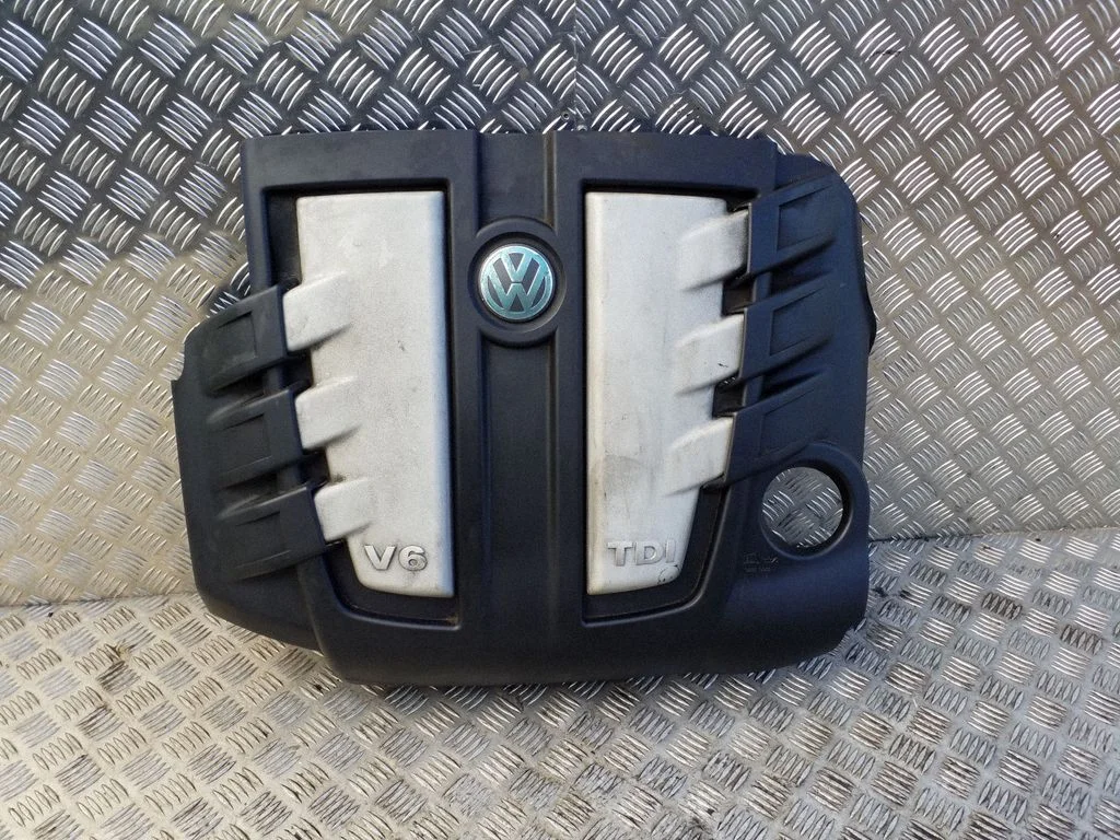 Engine cover (trim) 059103925BC