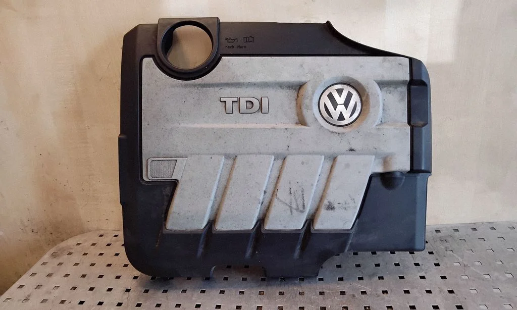 Mootori kate (kaunistus) – Volkswagen Tiguan (2007-2016)