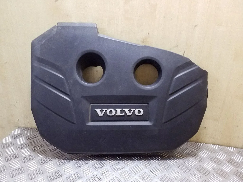 Engine cover (trim) AG9G6A949B
