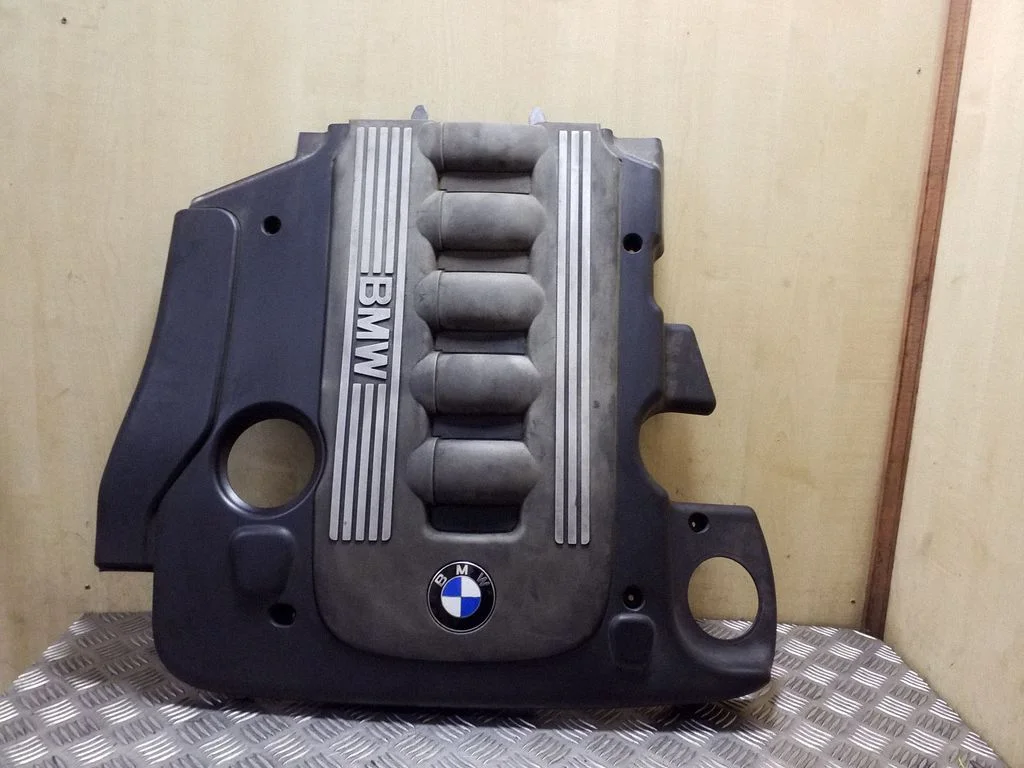 Engine cover (trim) 15194001