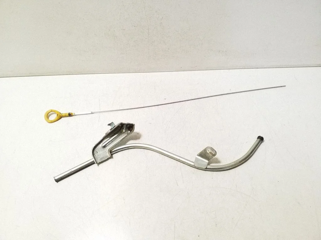 Oil level dip stick – Toyota Corolla E210 E21 (2018-)