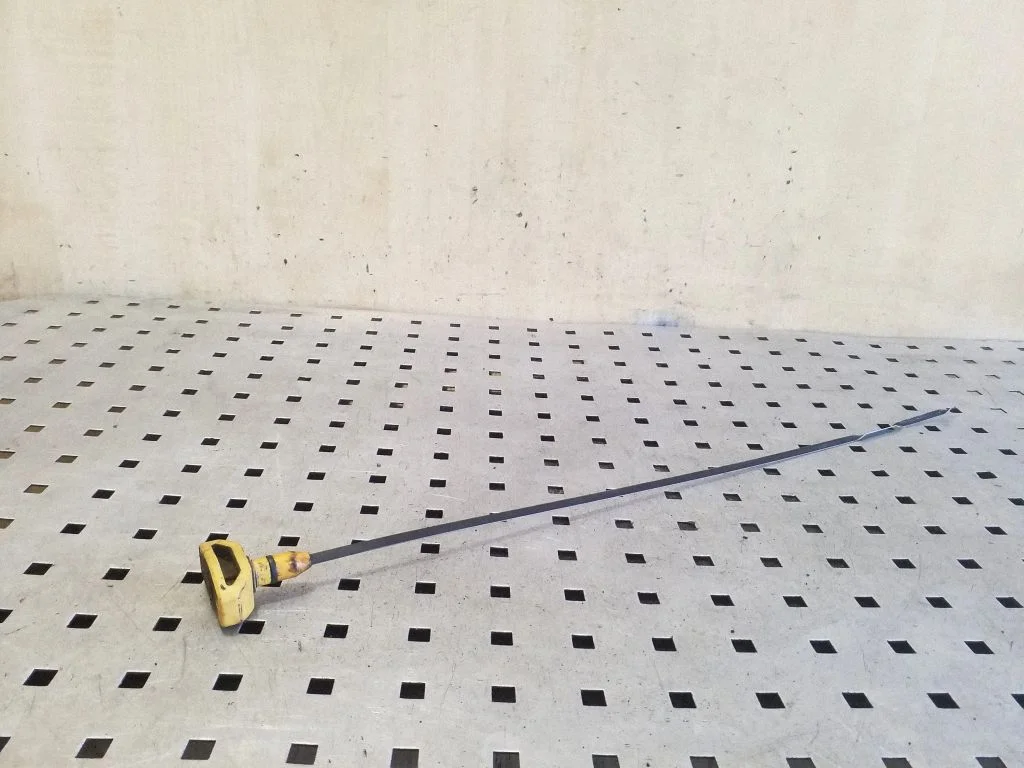 Oil level dip stick