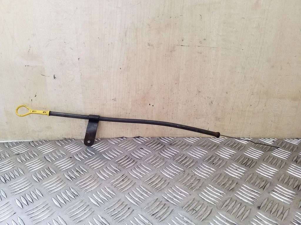 Oil level dip stick