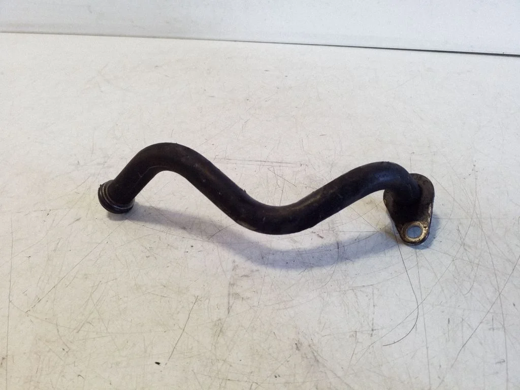 Turbo turbocharger oiling pipe/hose 04C145735C