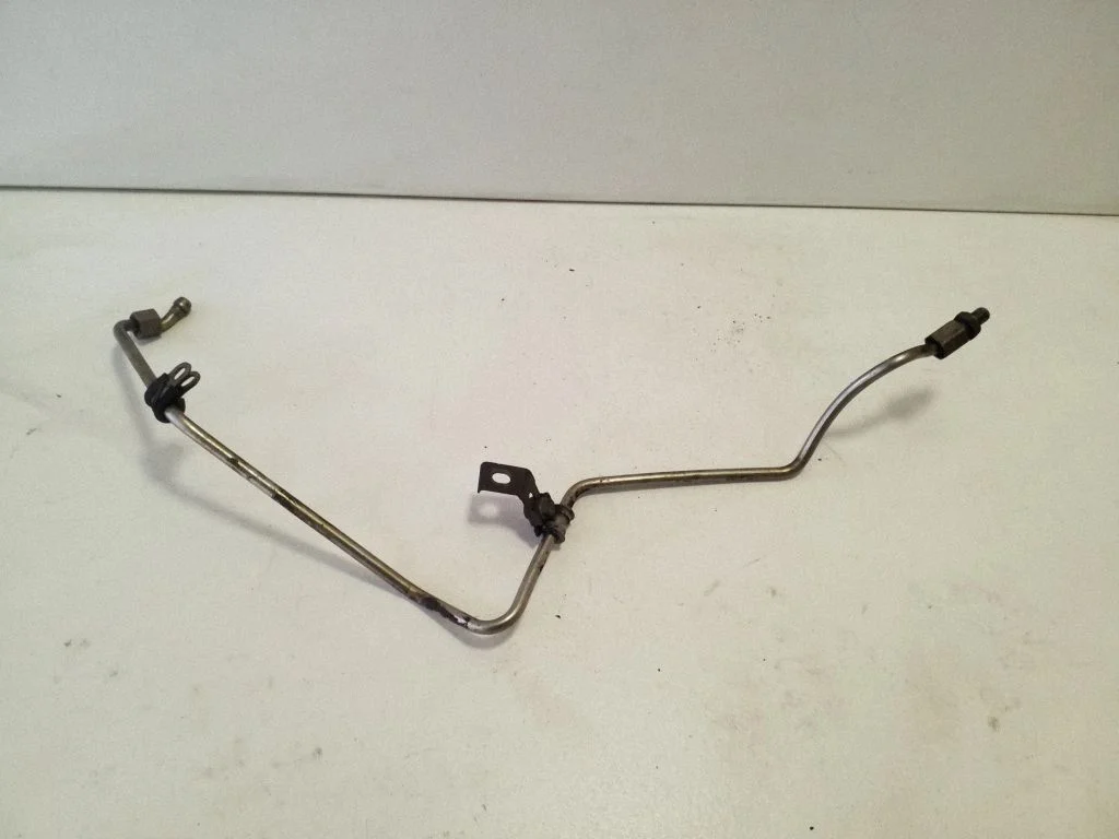 Määrimistoru(d)/-voolik(ud) 038145771AG