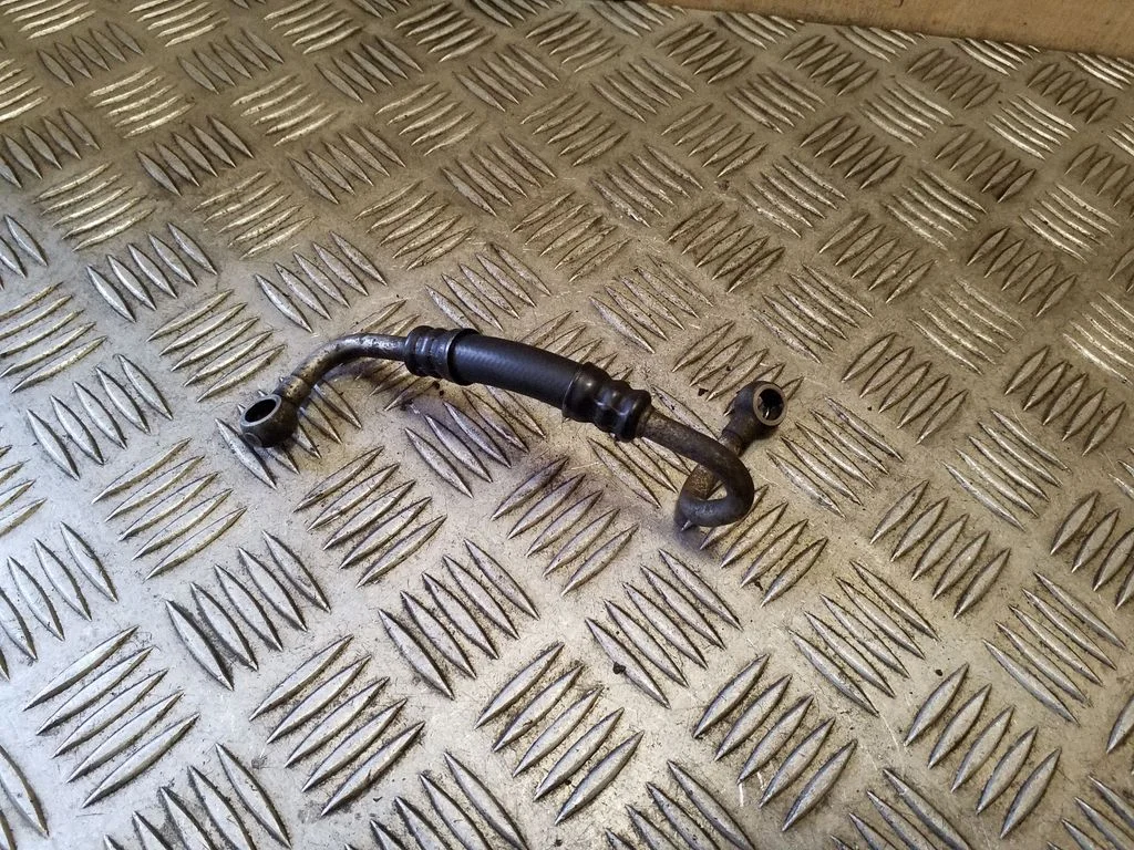 Turbo turbocharger oiling pipe/hose