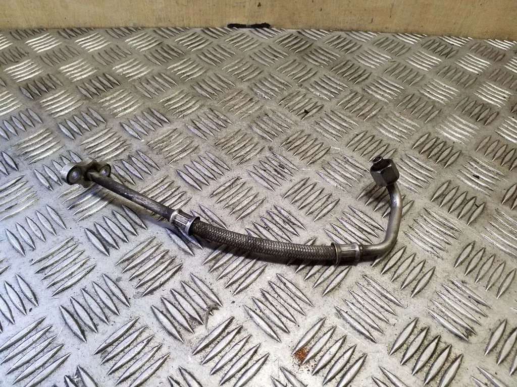 Turbīnas eļļošanas caurulīte(-s)/šļūtene(-s)