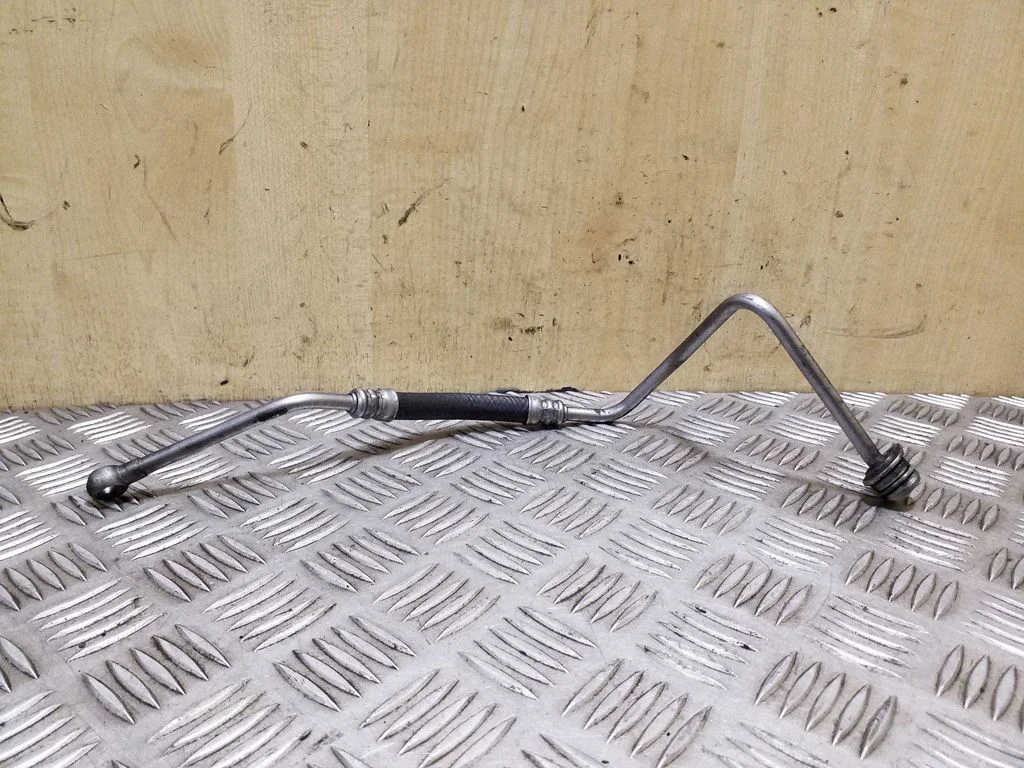 Turbo turbocharger oiling pipe/hose – Audi A6 Allroad C6 (2006-2011)