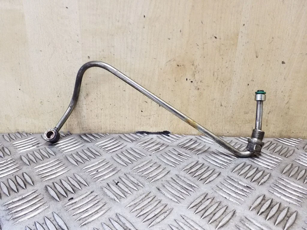 Turbo turbocharger oiling pipe/hose