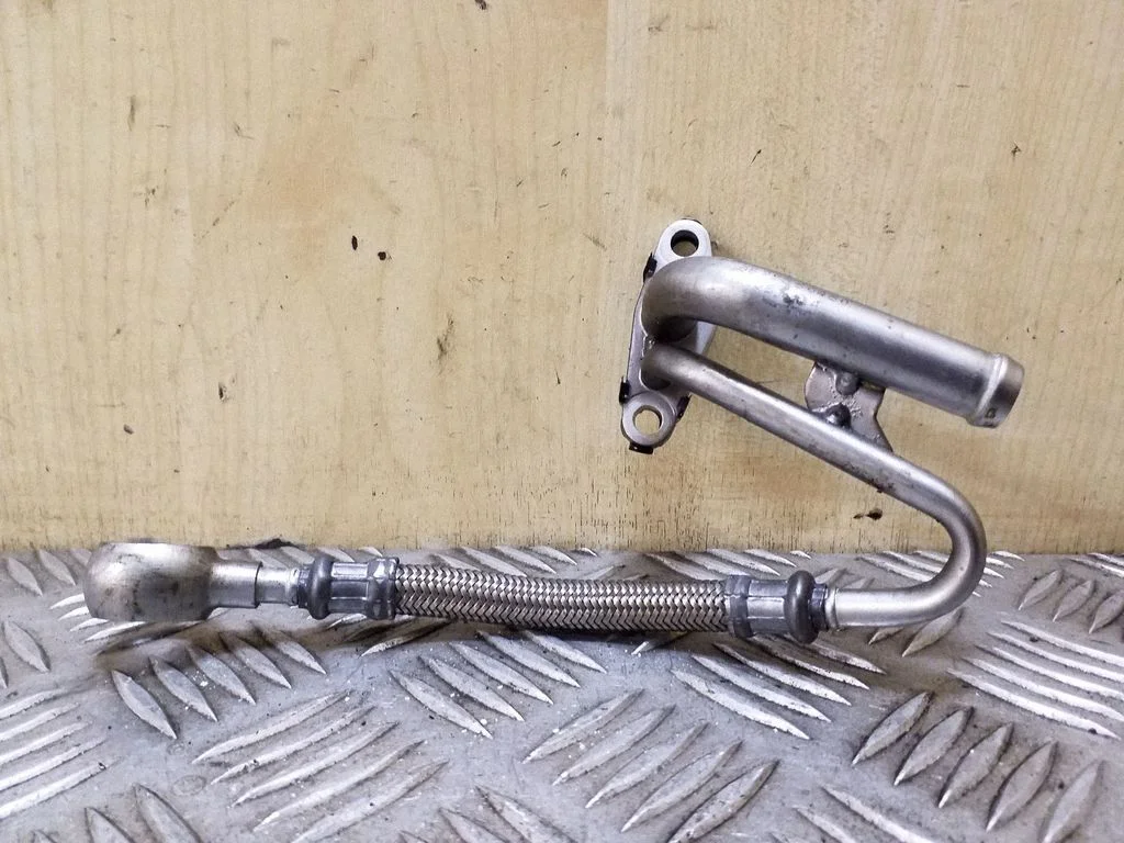 Turbo turbocharger oiling pipe/hose