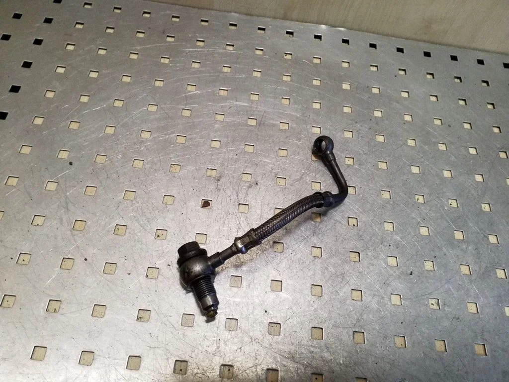 Turbo turbocharger oiling pipe/hose – Volvo V50 (2004-2007)