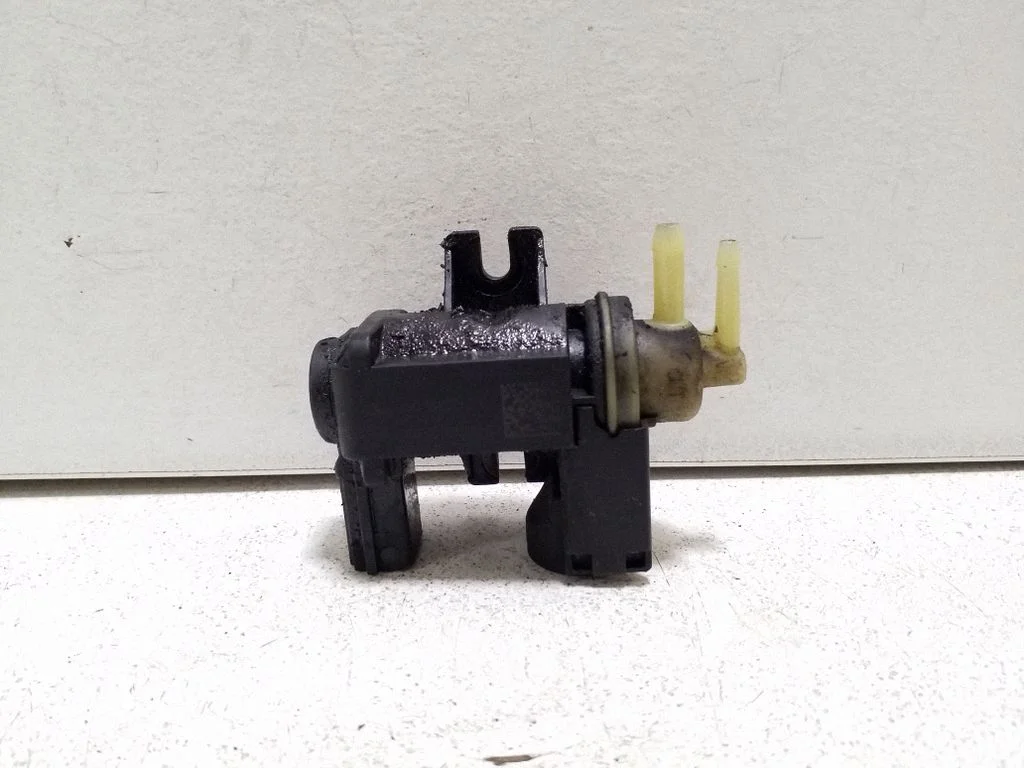 Solenoidklapp 8K0906627