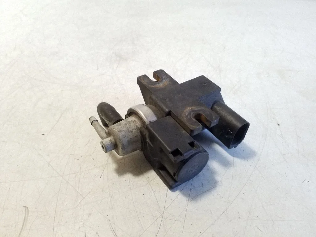 Turbo solenoid valve 8E0906627C