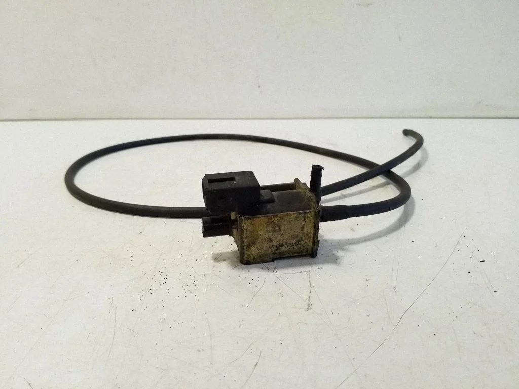 Turbo solenoid valve 028906283