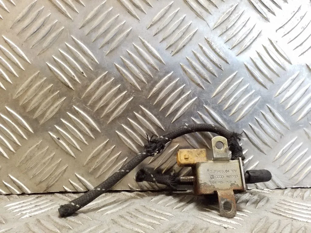 Solenoidklapp 054906267A