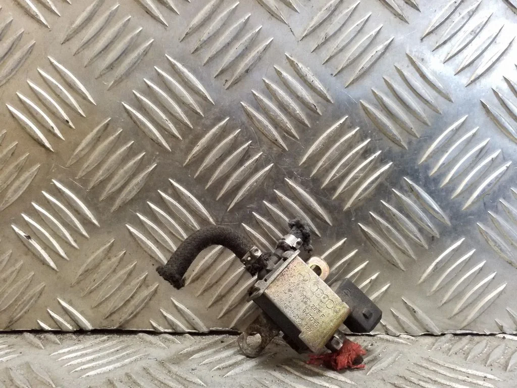Solenoidklapp 028906283F