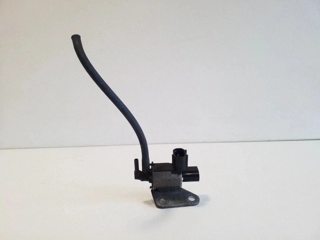 Turbo solenoid valve K5T46494