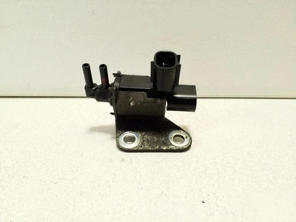 Solenoidklapp – Mitsubishi Outlander (2007-2012)