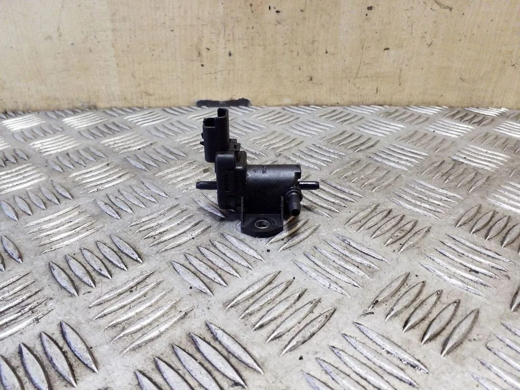 Zawór elektromagnetyczny turbo 9688124580