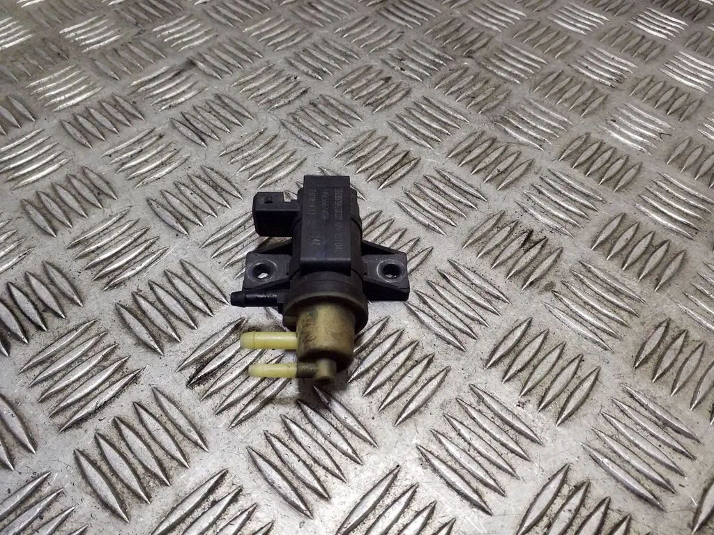 Turbo solenoid valve 149566740R