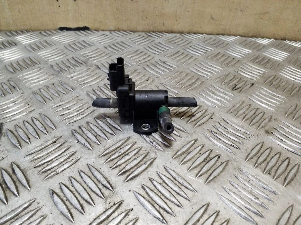 Turbo solenoid valve 9688124580 – Citroen C4 Grand Picasso (2013-2018)