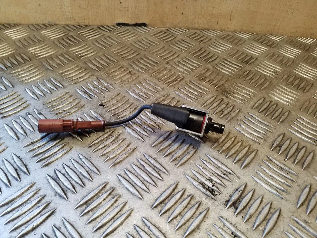Solenoidklapp 04L907284