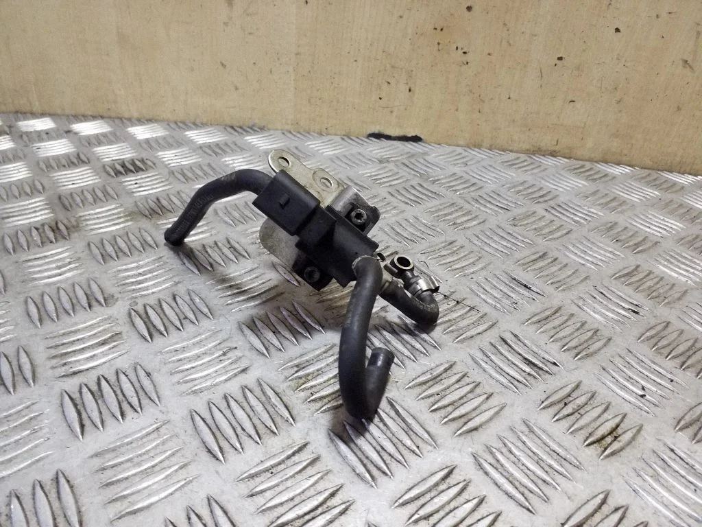 Turbo solenoid valve 06F906283F