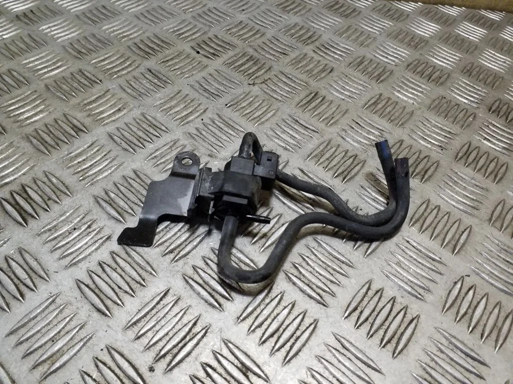 Turbo solenoid valve AH22209054AA