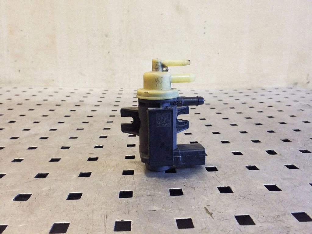 Turbo solenoid valve 1K0906627B