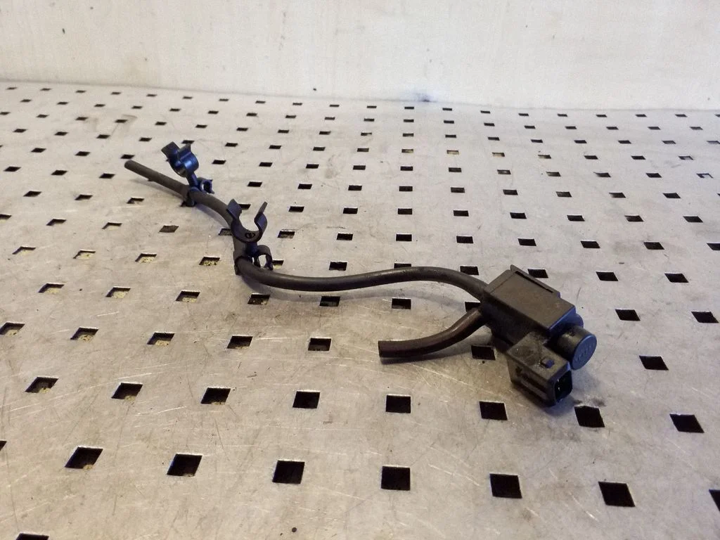 Turbo solenoid valve 722341