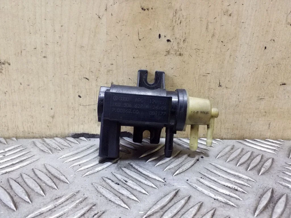 Turbo solenoid valve 1K0906627A