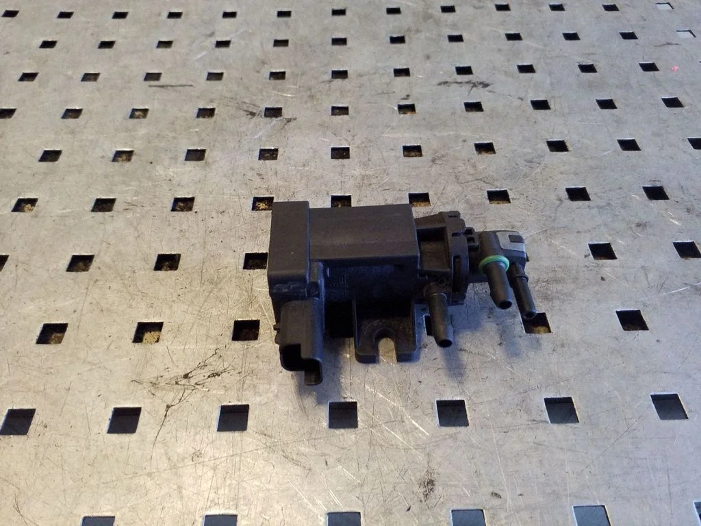 Turbo solenoid valve 9674084680