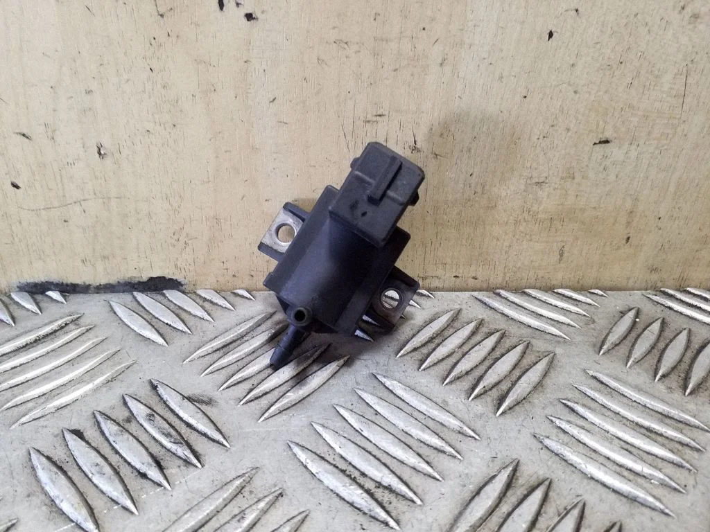 Turbo solenoid valve 258600R010