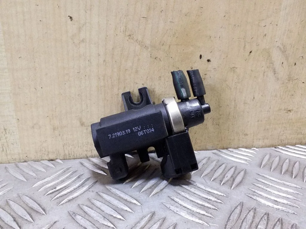 Zawór elektromagnetyczny turbo 72190319