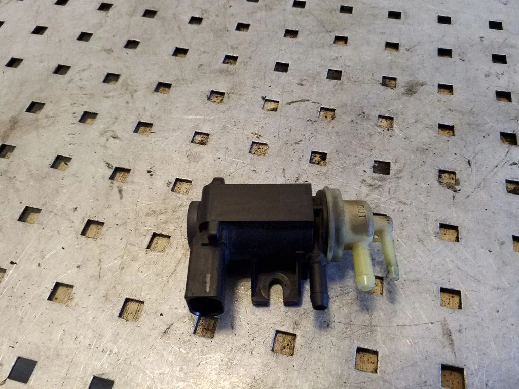 Turbo solenoid valve 1K0906627B