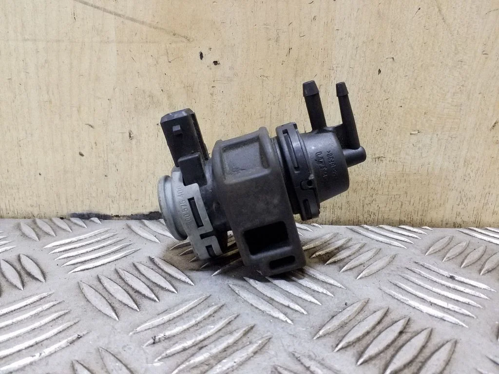 Turbo solenoid valve 8200575400