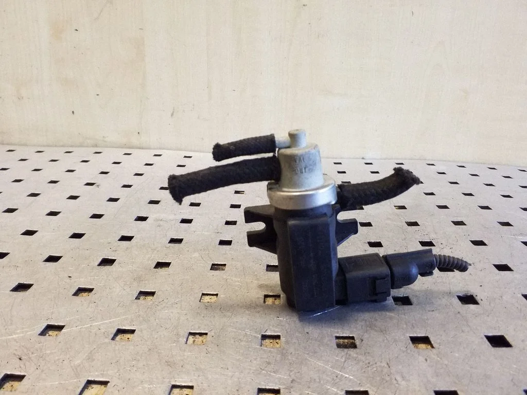 Solenoidklapp 1J0906627A