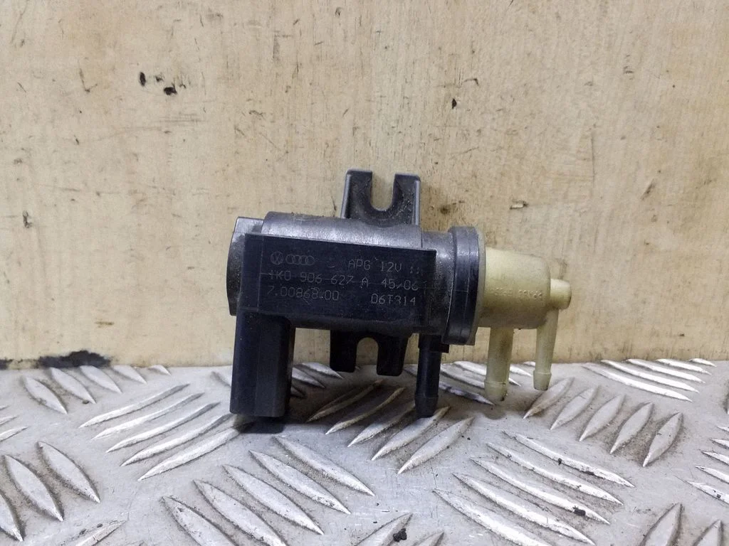 Turbo solenoid valve 1K0906627A