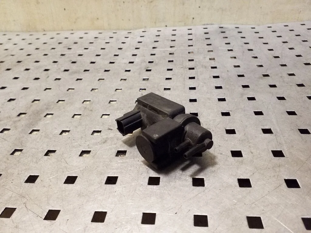 Turbo solenoid valve 258190R011
