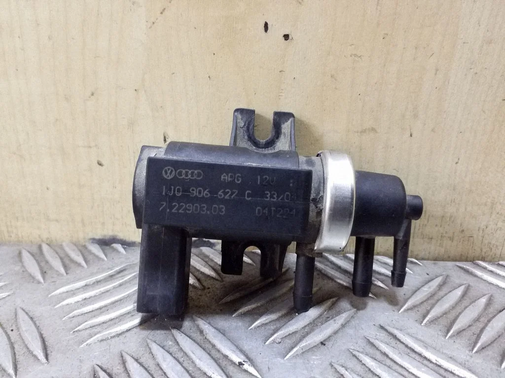 Turbo solenoid valve 1J0906627C