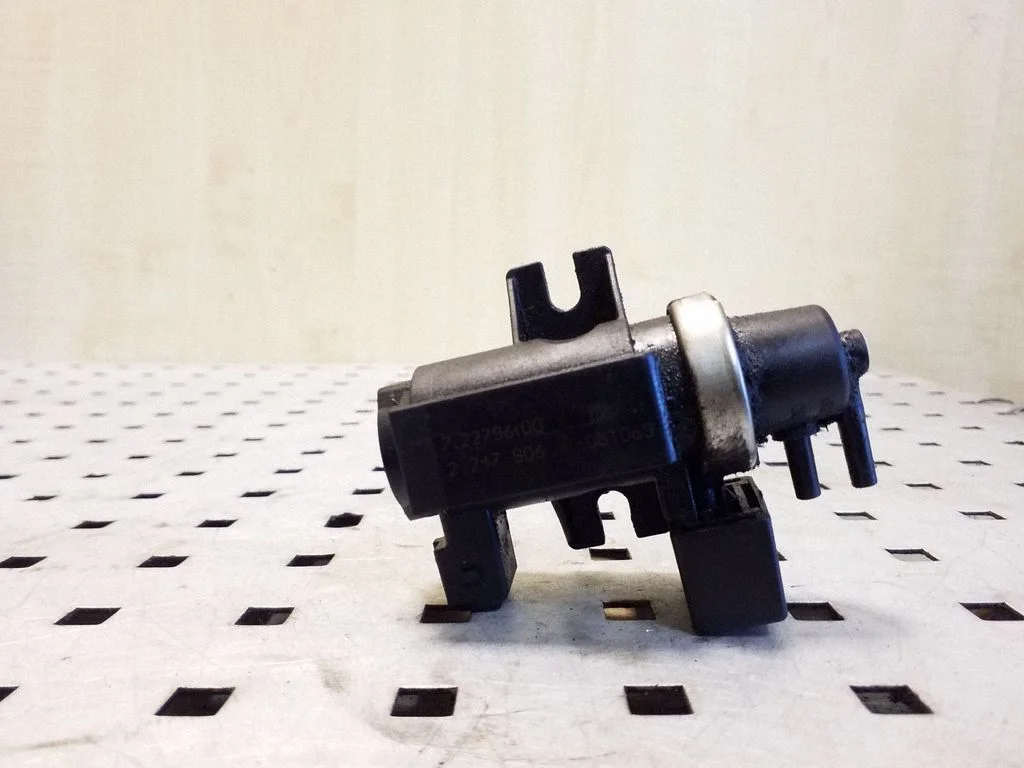 Solenoidklapp 2247906