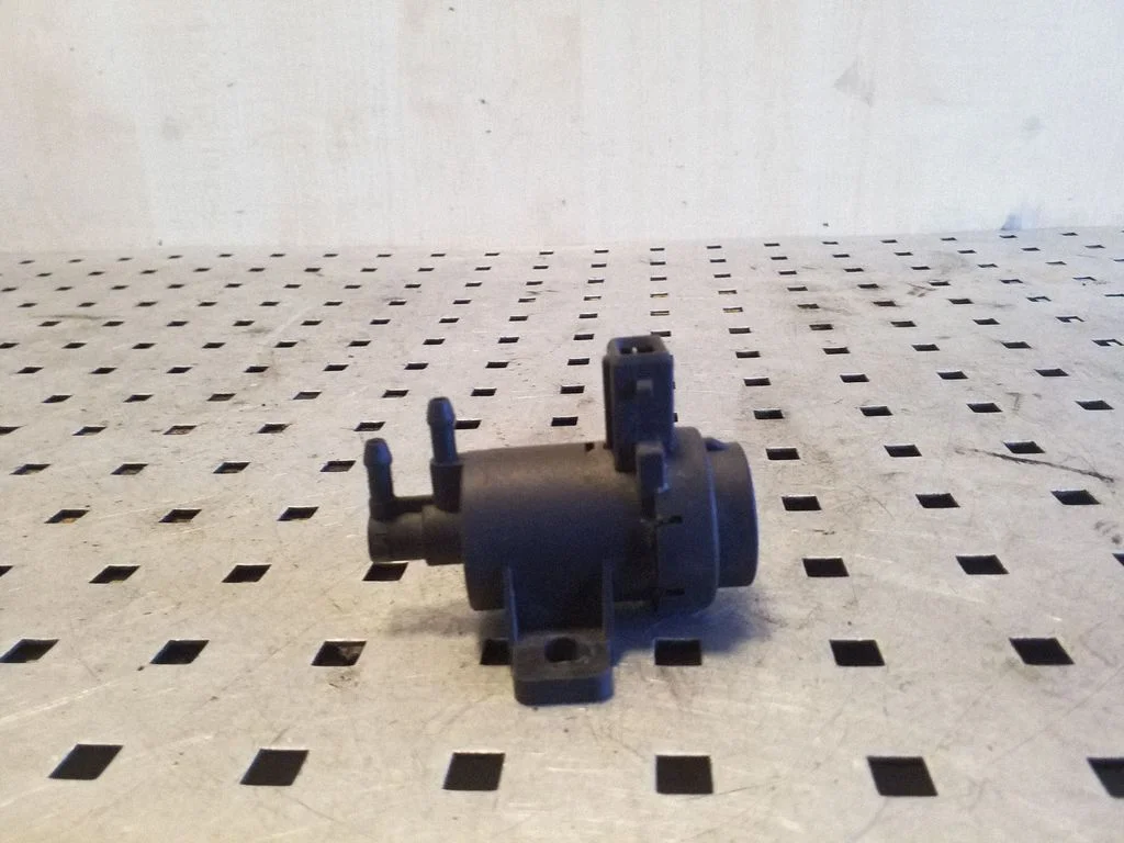 Turbo solenoid valve 7700113071