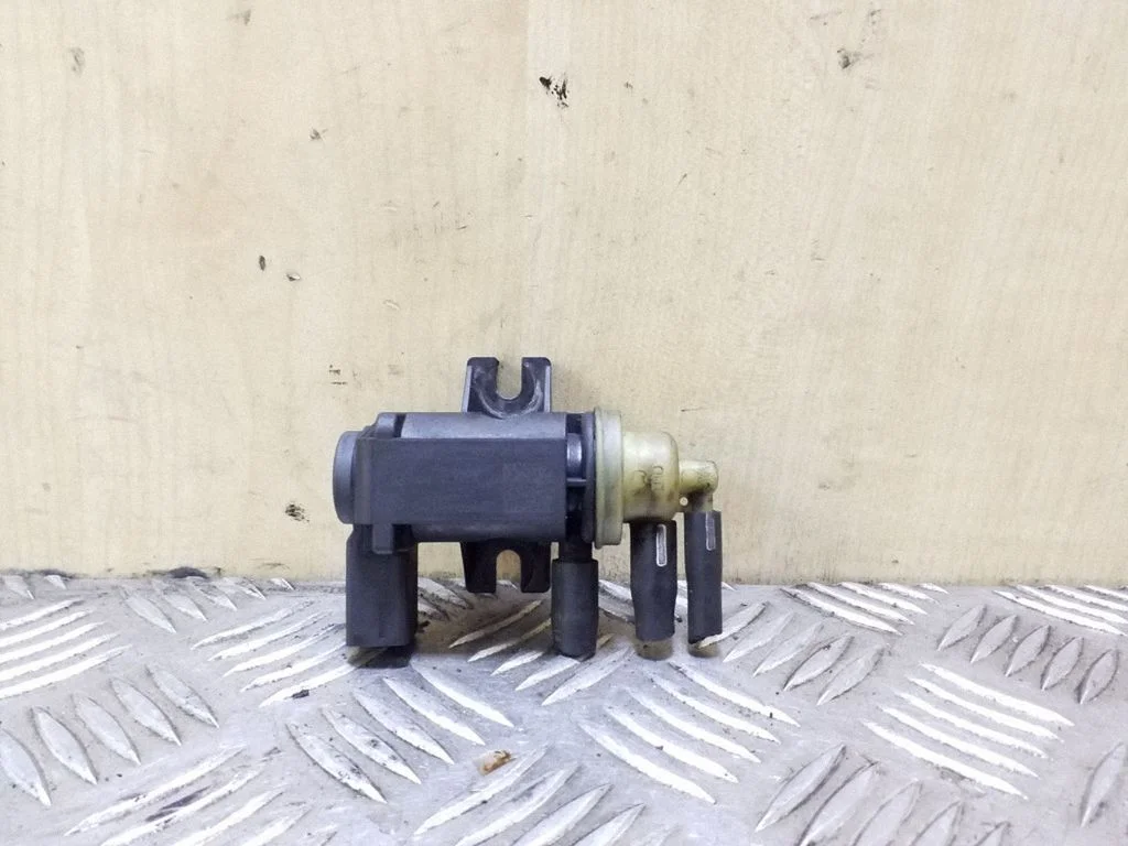 Turbo solenoid valve 1K0906627B