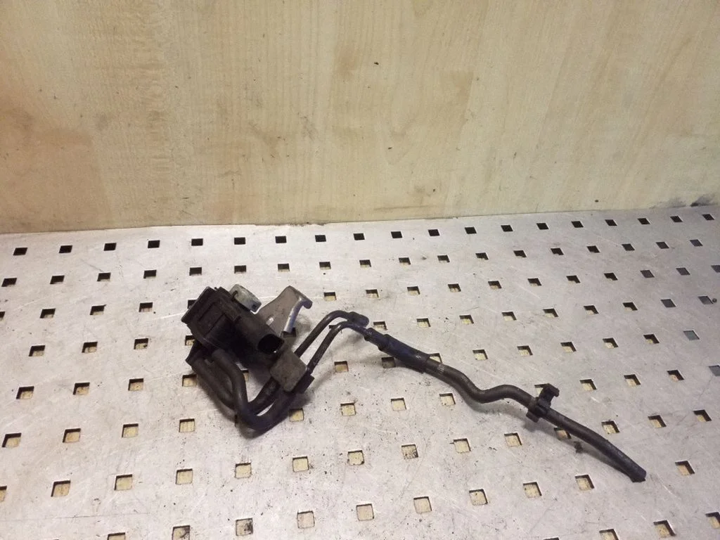 Turbo solenoid valve 1K0906283A