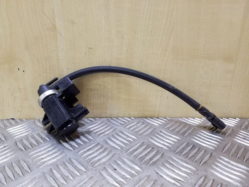 Turbo solenoid valve A0051535528