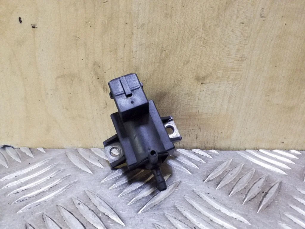 Turbo solenoid valve 258600R010