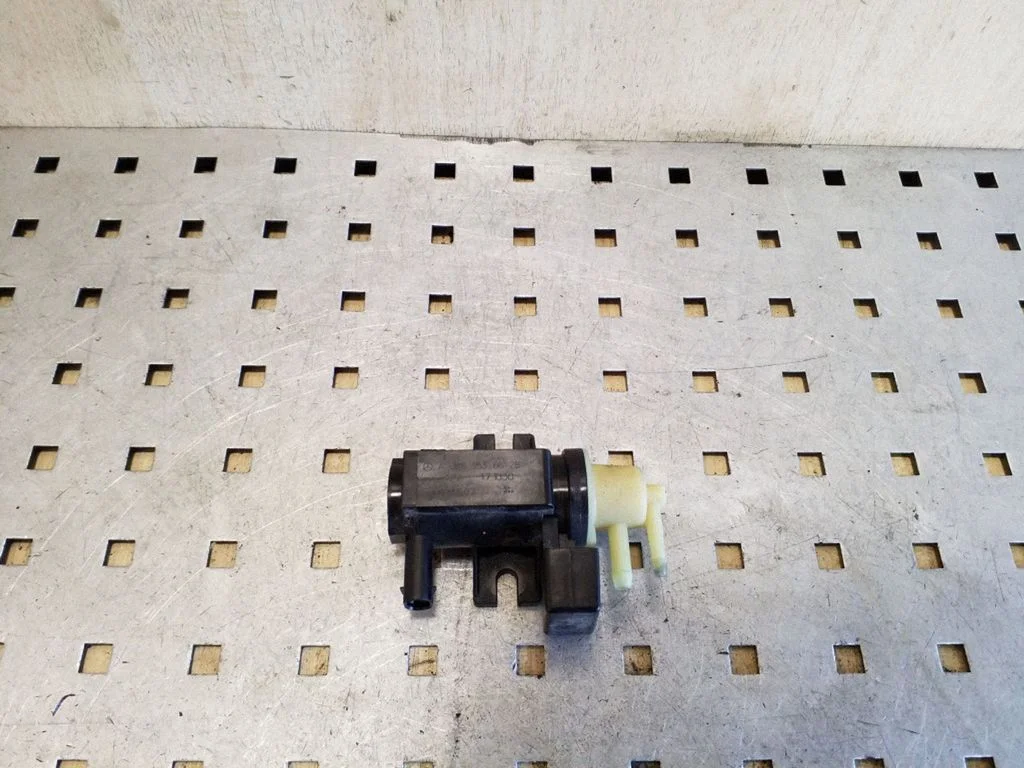 Solenoidklapp A0061536628