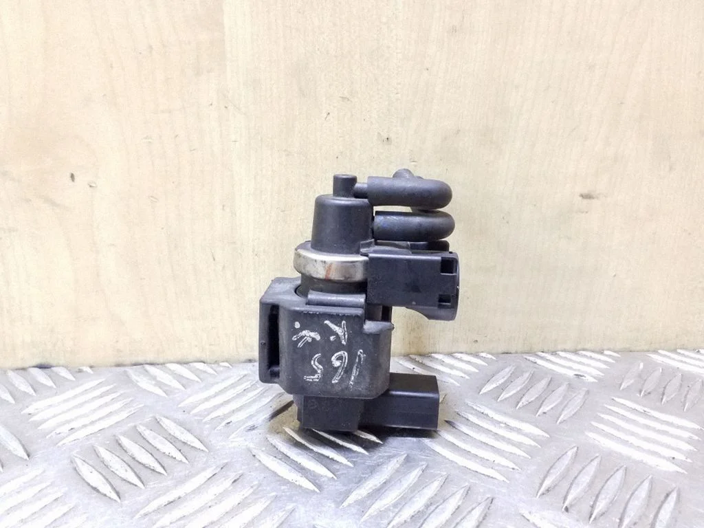 Solenoidklapp 059906628A