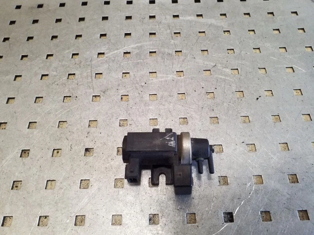 Zawór elektromagnetyczny turbo 72279600